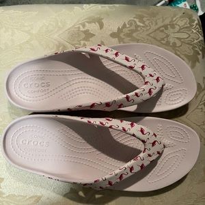 Flip-flops from Old Navy X4 with crocs with pink flamingos x1